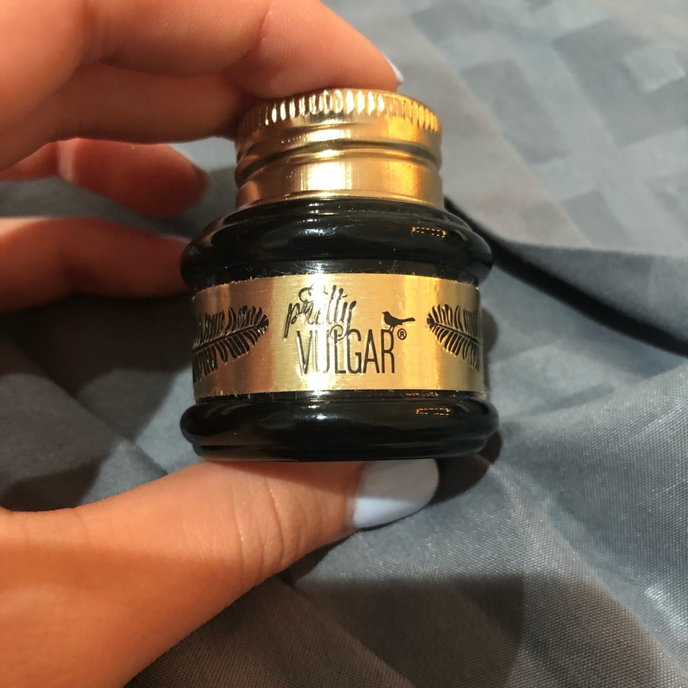 Pretty Vulgar dip eyeliner